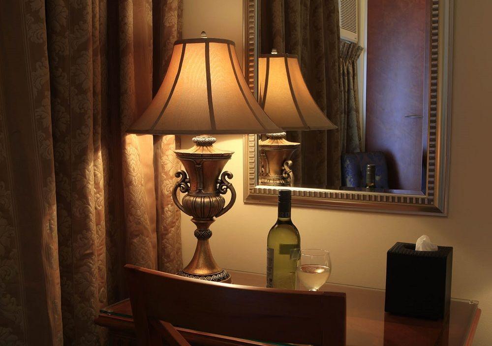 Soho Brisbane Hotel Bagian luar foto